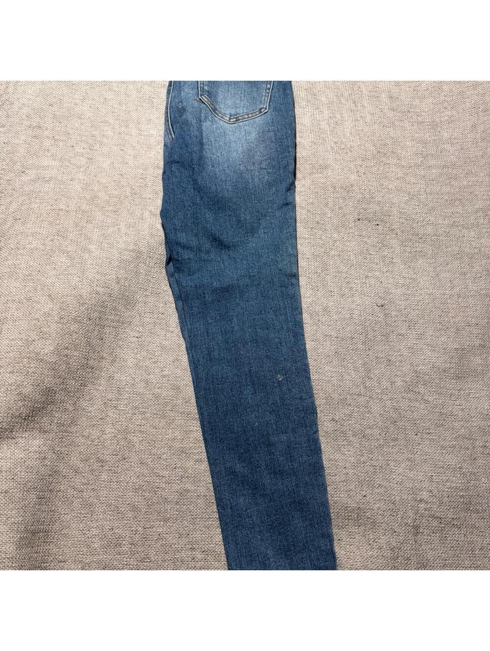 Wax Jeans Collection Medium Wash Skinny Jeans — Size 7/28